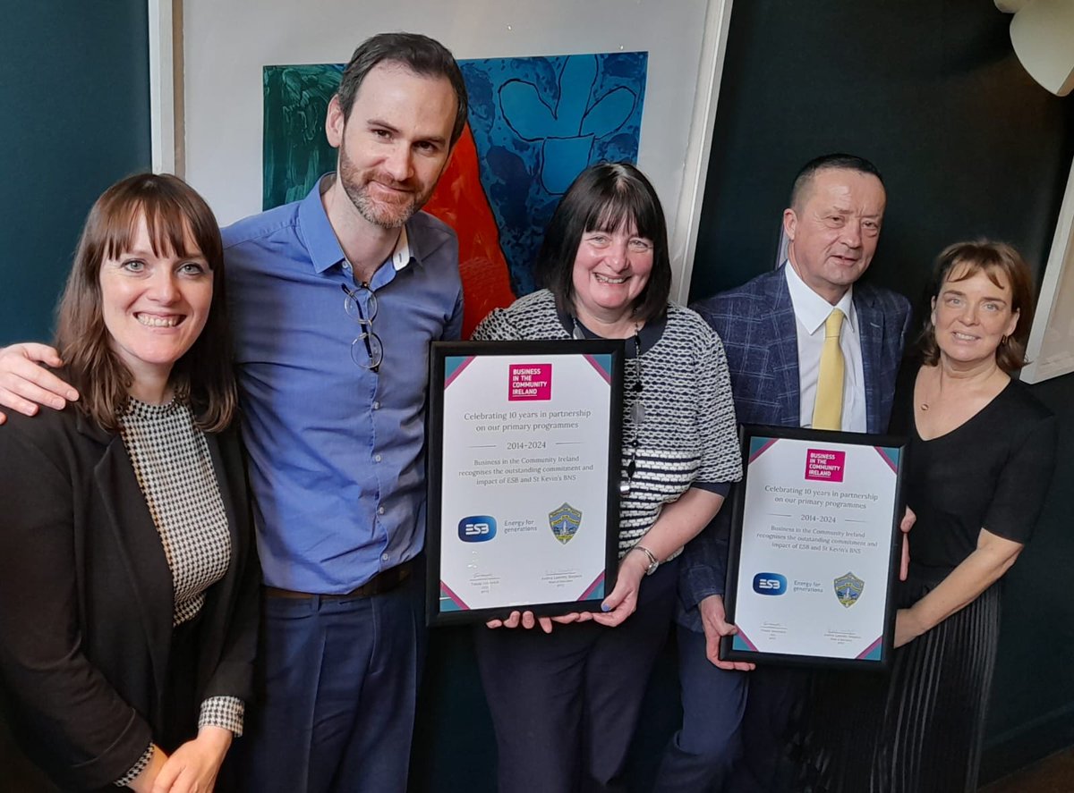 Our #WorldBookDay celebrations began as as we recognized a number of companies for their participation in our different education programmes. Today we celebrate the partnership of @ESBGroup & St Kevins, Finglas. #InclusiveEducation