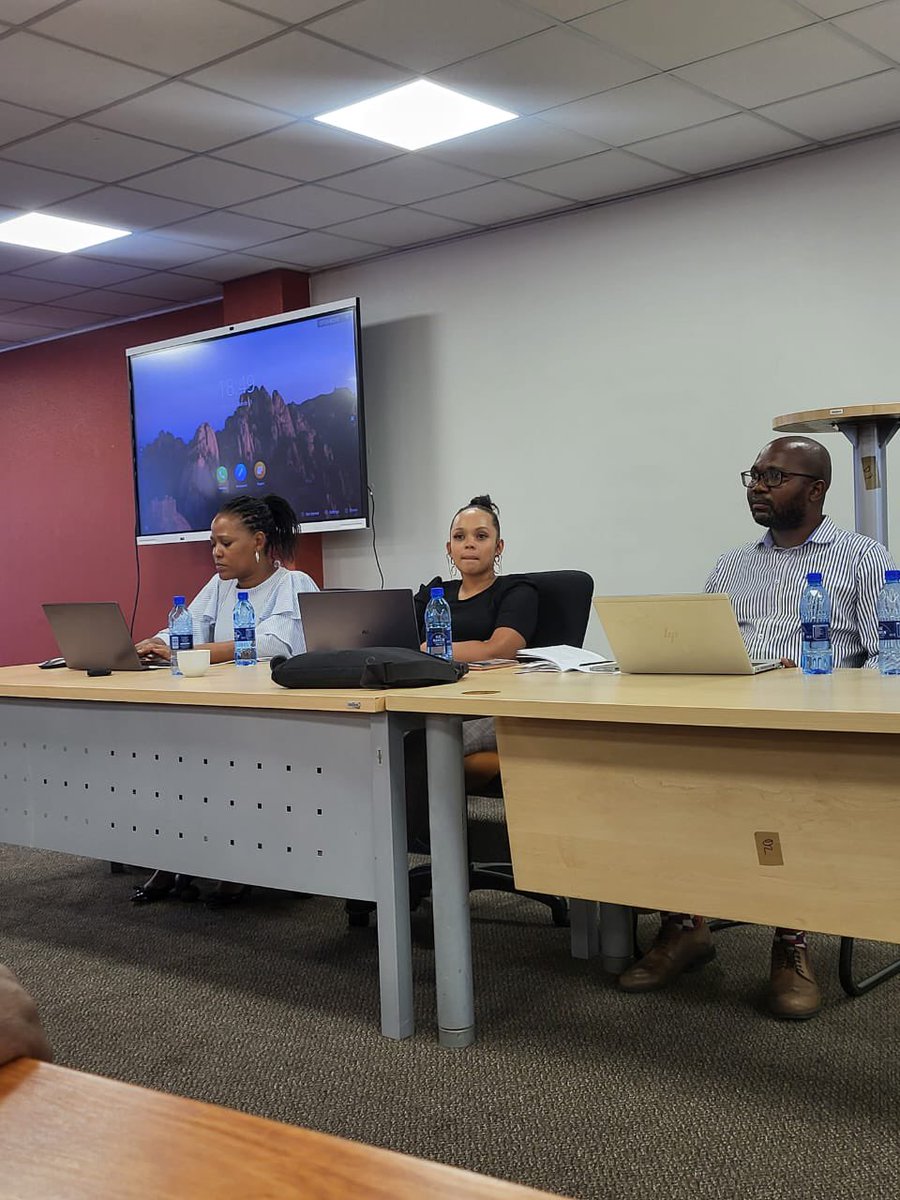 Eunice_Mgcina's tweet photo. From the city hall I stepped into Braamfontein’s Development Planning Section 79 Committee meeting. Engaging with officials, we addressed pressing concerns to help better serve Joburg residents. #DevelopmentPlanning #CommitteeMeeting #Braamfontein #DevPlanCoJ #WeServeJoburg #CoJ https://t.co/94TPTn3mHQ