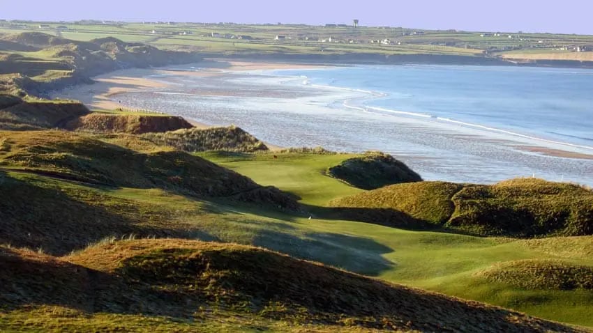 The “home” of golf is across the Irish Sea, but its soul surely lies at Ballybunion Golf Club Old Course in #Ireland! No other course in the British Isles combines such spectacular #golf with holes that are still fun and playable for the average #golfer. 📞 1-877-GOLF-06