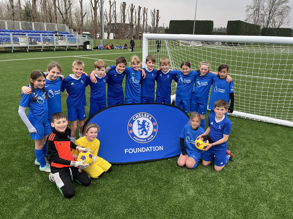 SouthFarnham's tweet photo. A wonderful day for both our girls and boys. Thank you so much to @CFCFoundation for organising a great tournament. Our girls came 4th overall and our boys were winners. Our boys will now represent Chelsea in the Premier League Primary Stars competition later this year. https://t.co/RjCfCM4ZnM