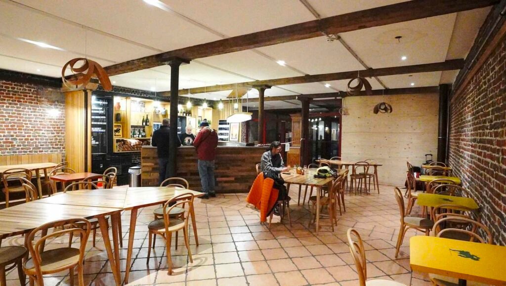 OscapeW's tweet photo. Brasserie Cantillon Brewery in Brussels Belgium

Read the article here 👇🏻
https://t.co/XD3Fu6kDKL

Like, Follow and Share

#brasserie #cantillon #brewery #cantillonbrewery #brusselsbelgium🇧🇪 #beligium #brussels #oldest #sourbrewery #brasseriecantillon #brewerylayout #bar #sour https://t.co/lplwieH7Hx