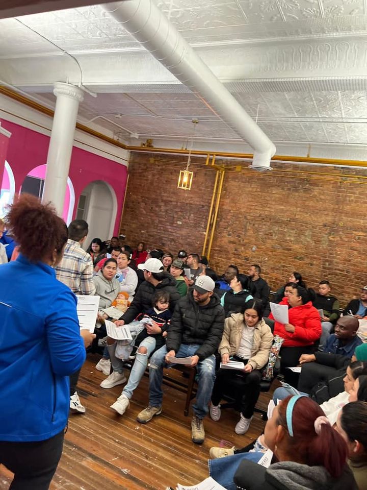 IberoRoc's tweet image. Our Albany office recently hosted a session on understanding utility bills and effective budgeting, led by one of our migrant relocation members, an accountant from Colombia. We were thrilled to see over 50 individuals in attendance. #EmpoweringPeople #TransformingCommunities