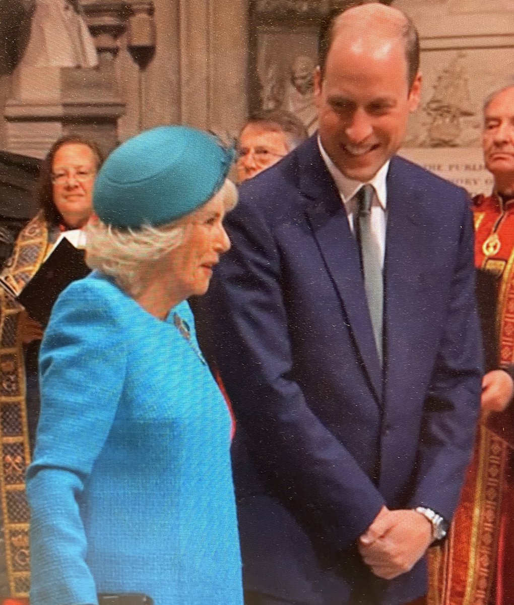 FurnandoB's tweet photo. This has made my day. So good to see smiles. ❤️❤️ God Save The King. #Kate #Royals #CommonwealthDay #camilla #KCII #KensingtonPalace #POW #William #PrincessCatherine https://t.co/tcaxLb2Flv