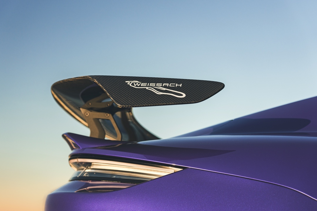 alain_feld's tweet photo. The Porsche Taycan Turbo GT. Je leest er alles over op @vierenzestig ! En natuurlijk op 64 met video's  https://t.co/kHW2oO7RyF https://t.co/o7M9tLEYNJ