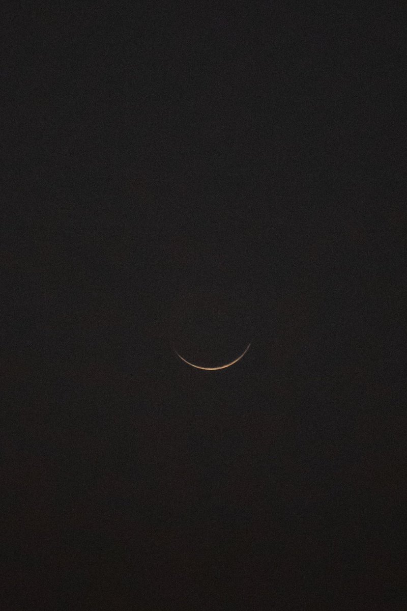 هلال الثاني من رمضان من مدينة العين 🌙.