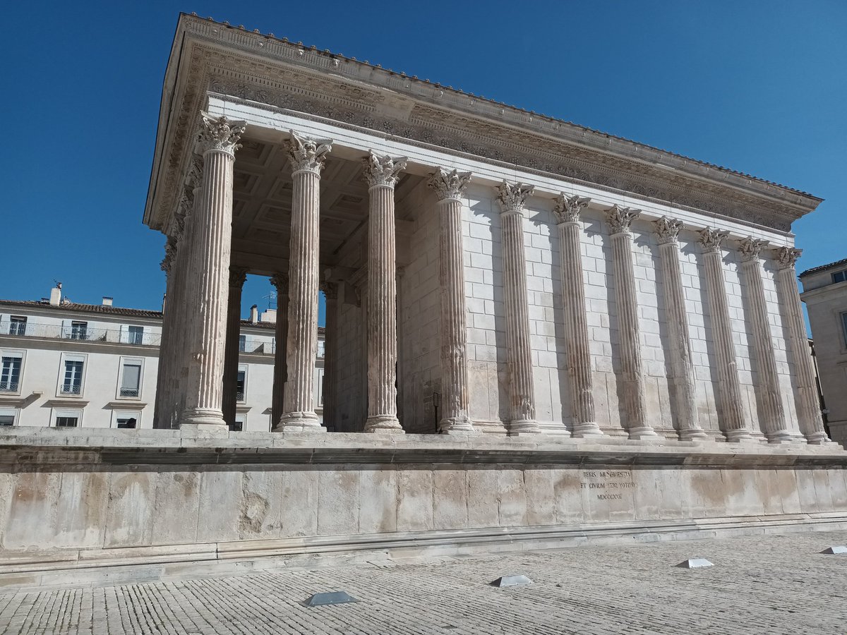 #Tourisme 
Court passage à #Nimes...
#Arènes @MuseeRomanite #MaisonCarree 
#PatrimoineMondial @UNESCO_fr 
#MagnifiqueFrance