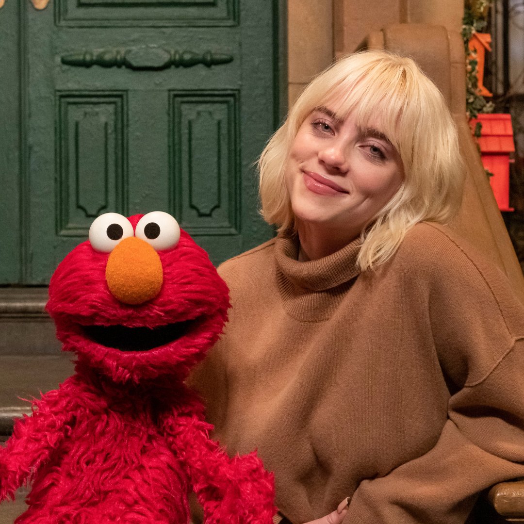 Congratulations to Elmo's friend Ms. @billieeilish on her Oscar! @Oscarthegrouch, did you hear that? Ms. Billie has a friend named Oscar too! ❤️😂