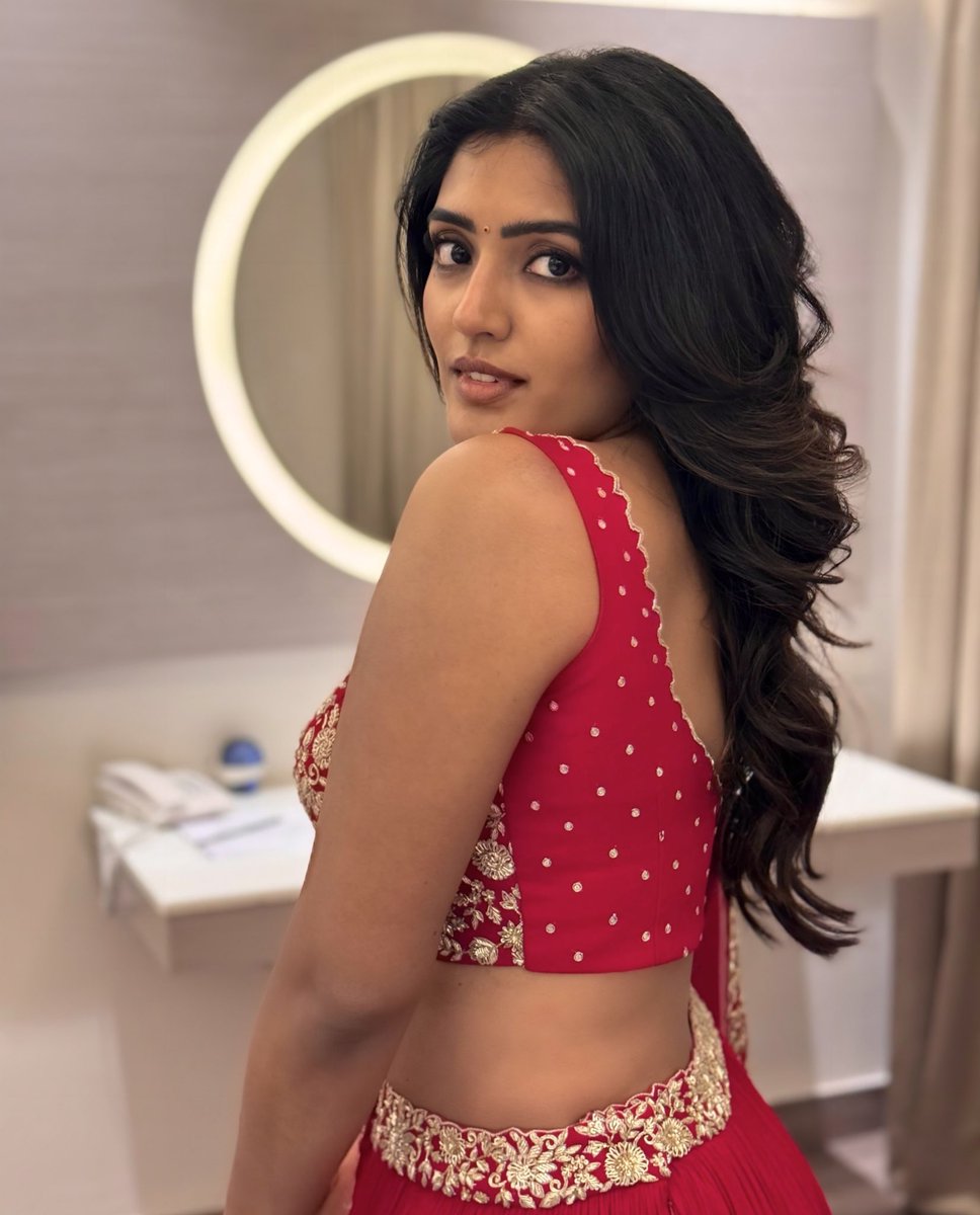 YoursEesha tweet picture