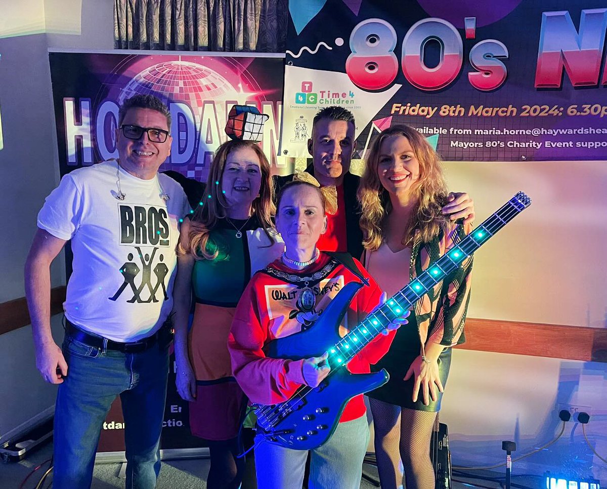 The Mayor's 'Back to the 80's' night raised over £3,500 for @T4Ccharity. So many attendees turned up dressed in fun 80's outfits to make the night a success! Thank you to eveyone who made this night so fun & to our brilliant sponsors @pembrokefs #80s #80smusic #fundraiser