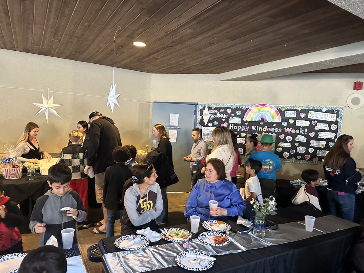JamachaHawks (@jaelementary) on Twitter photo MVP and Sons was a great success! Thank you to our fabulous PTA and volunteers. <a href="/CajonValleyUSD/">CajonValleyUSD</a> <a href="/davidmiyashiro/">david miyashiro</a> MVP and Sons was a great success! Thank you to our fabulous PTA and volunteers. <a href="/CajonValleyUSD/">CajonValleyUSD</a> <a href="/davidmiyashiro/">david miyashiro</a>