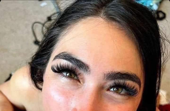 BorrachosVIP's tweet photo. Yo te pago las pestañas y tu me las modelas 🤤 https://t.co/wtSQytKi5M