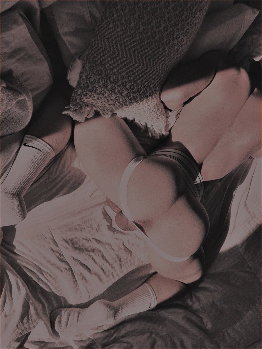 orignal_vamp's tweet photo. #SeductiveDay 
                         #GayRoll. https://t.co/a5A3DXNzUi