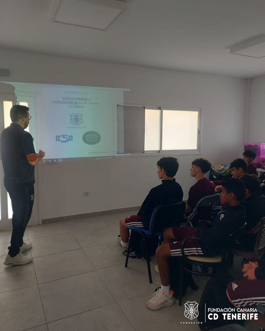 Fundación Canaria CD Tenerife 🏴󠁧󠁢󠁳󠁣󠁴󠁿 tweet media