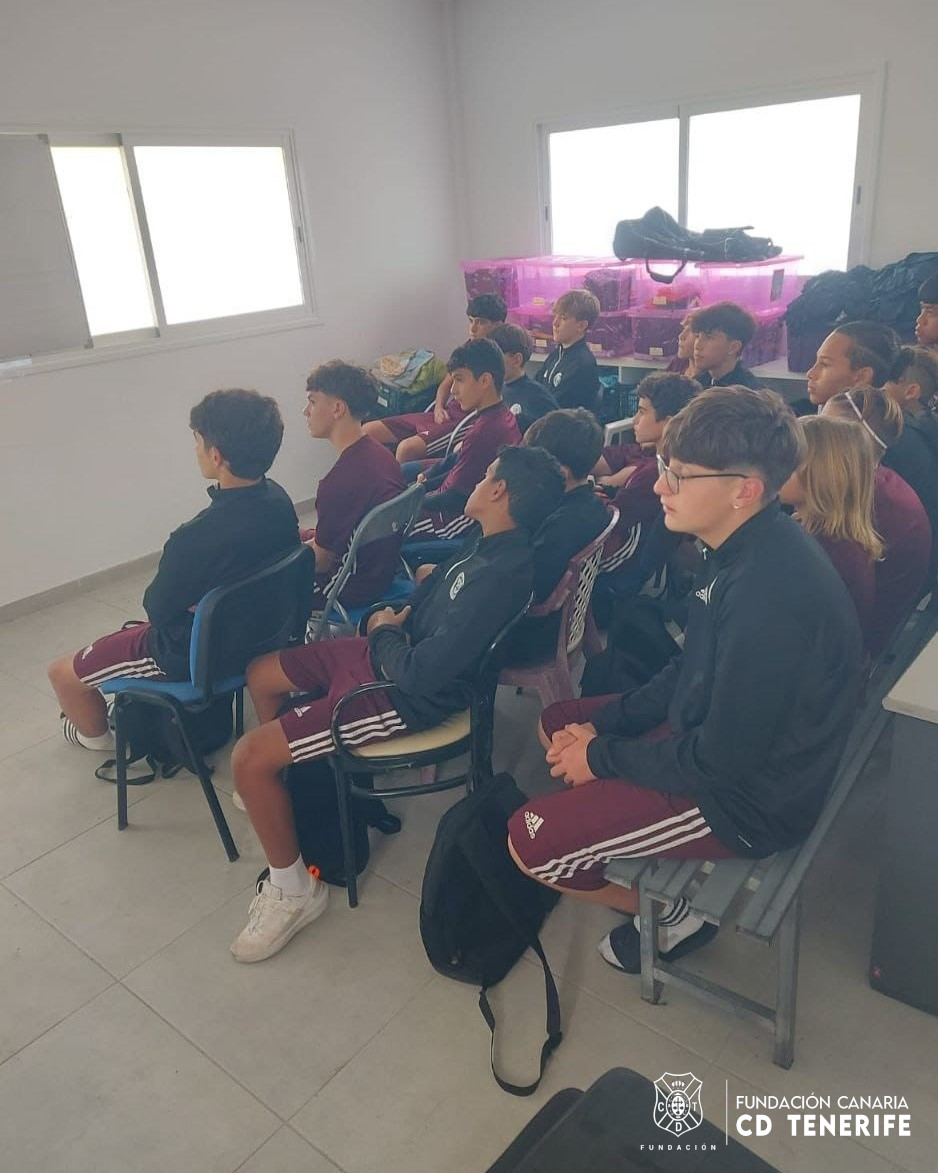 Fundación Canaria CD Tenerife 🏴󠁧󠁢󠁳󠁣󠁴󠁿 tweet media
