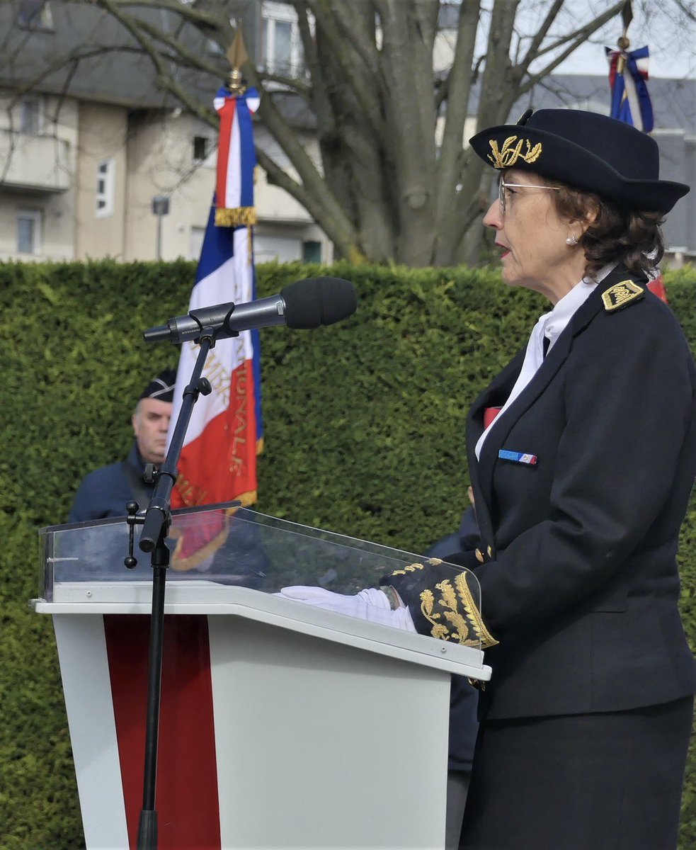 🇫🇷 En cérémonie ce matin pour la « Journée nationale d’hommage aux victimes du terrorisme »… NE PAS OUBLIER.