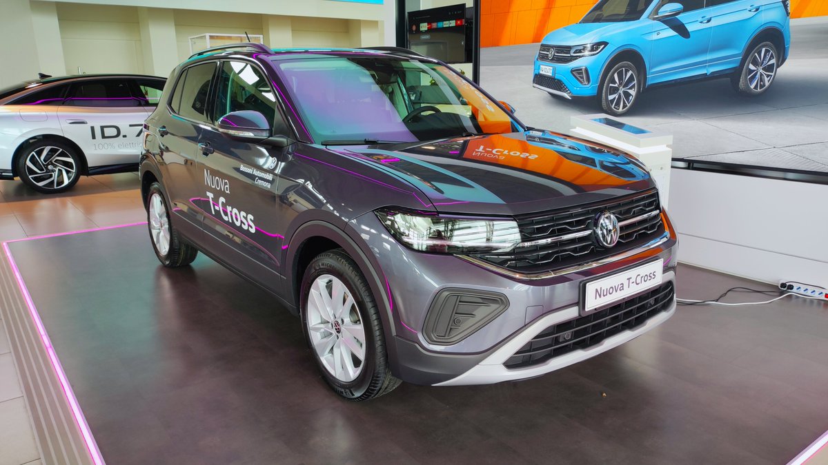BossoniAuto's tweet photo. Agilità urbana e versatilità senza limiti: la nuova Volkswagen T-Cross è pronta a conquistare la città con il suo stile unico e le sue prestazioni sorprendenti! Scopri il perfetto mix di design accattivante e spazio intelligente.
>> https://t.co/eH1AadZdn6
#Volkswagen #TCross https://t.co/Yn1r3jhTYu