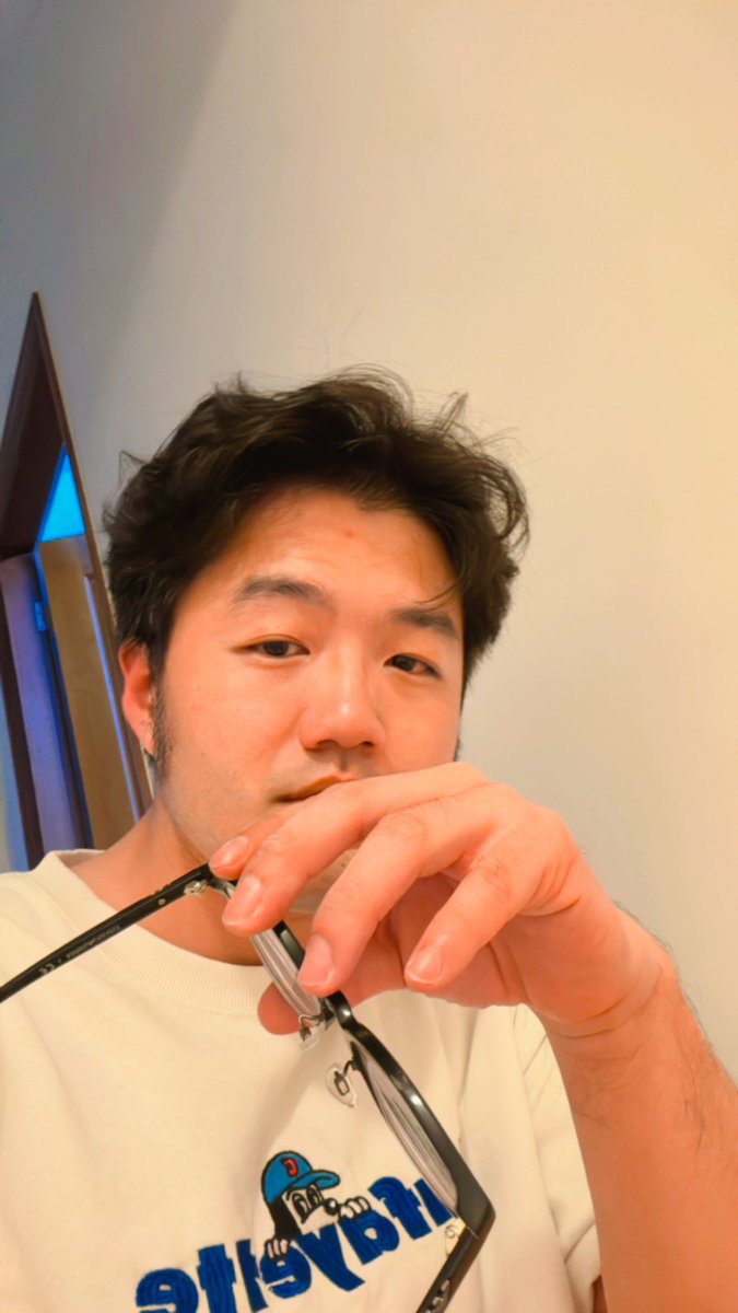 累到眼睛要打不開了
#420Life