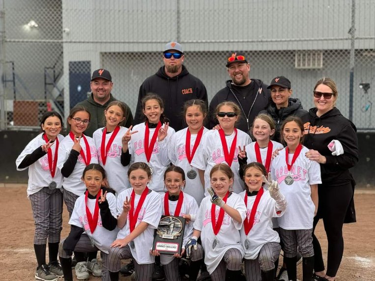 BulldogBC's tweet photo. Proud of our 10u girls making it to the 'ship over the weekend! They ended 2nd, but showed Bulldog spirit! https://t.co/LucKxr6R6u