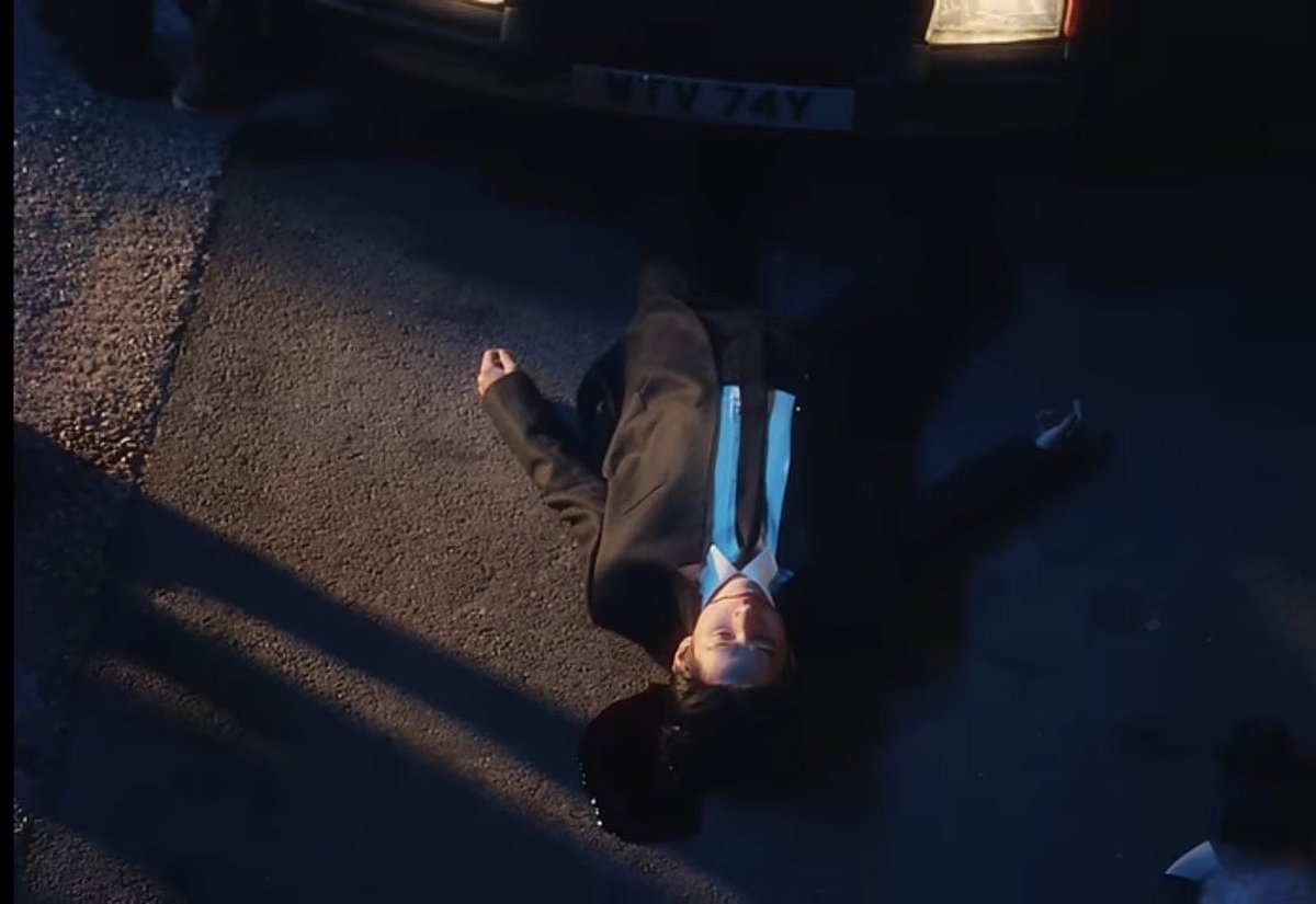 br0ketanb0ys's tweet photo. He got one death, too boring
He got two deaths, that was cool for him.
Three deaths, damn life's corny
Four deaths, okay now we mourning https://t.co/kzOufXkInS