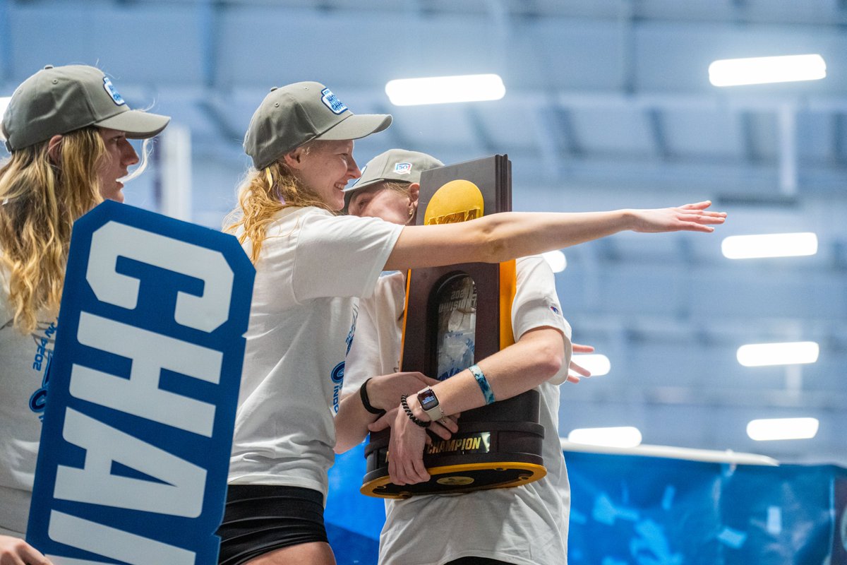 Monday's aren't so bad when you wake up as a 𝙘𝙝𝙖𝙢𝙥𝙞𝙤𝙣