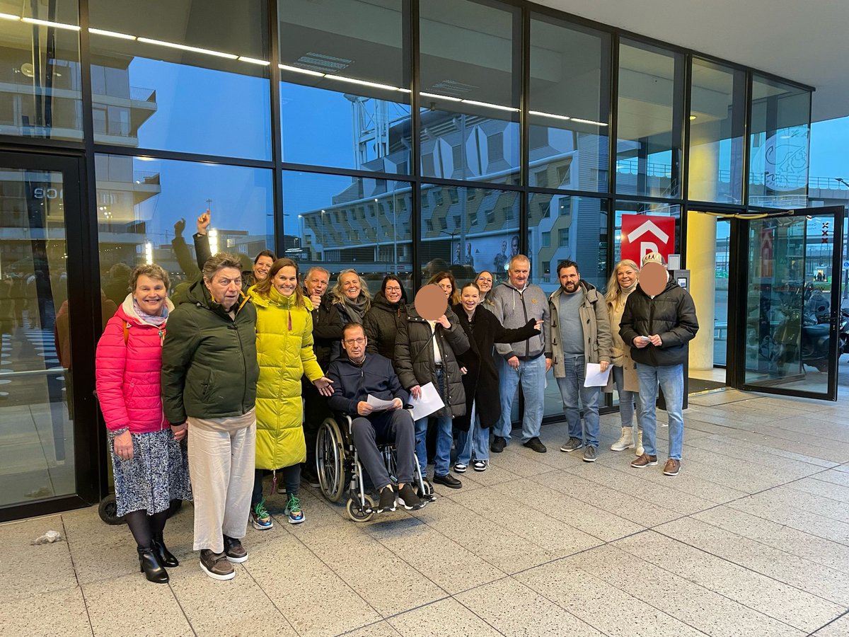 Zondag 10 maart vertrokken er twee busjes en een auto vanuit Prinsenhof richting Ziggo Dome in Amsterdam. Met een groep van zestien mensen bezochten we het Herinneringen Top 50 concert georganiseerd door <a href="/alzheimernl/">Alzheimer Nederland</a>. 🎶 

zorgpartners.nl/nieuwsberichte…
