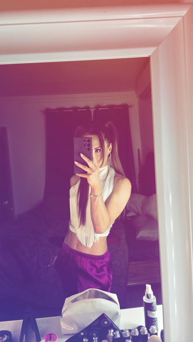 Wanna vibe w me? https://t.co/yPITNz7iaq