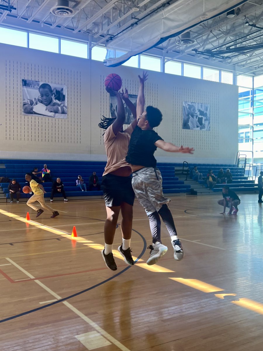 Thank you to everyone who attended our Thurgood Marshall Academy basketball clinic for middle school students! Let's continue to support our students and help them thrive both on and off the court. Go Warriors! #DCCharterProud #TMAWarriors #TMAAthletics #FutureLeaders