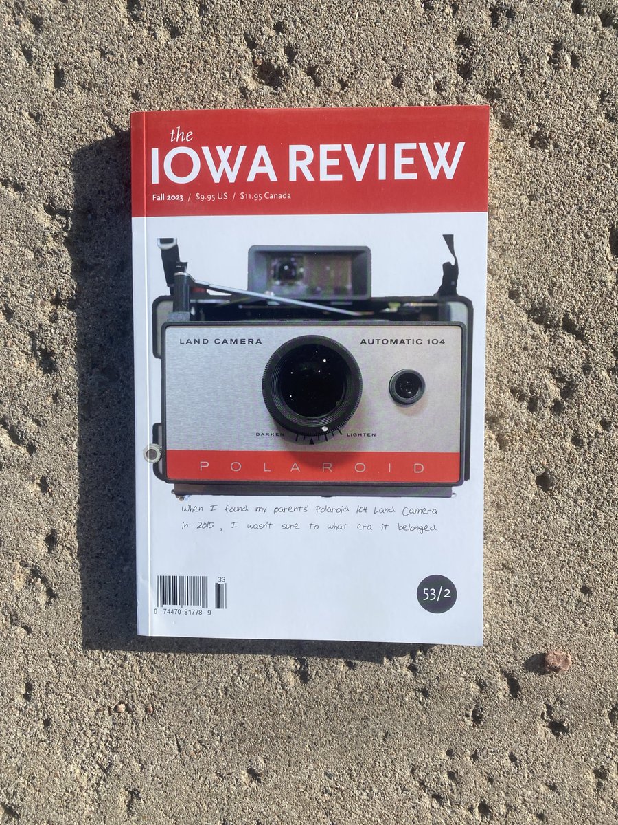 Have you seen it? When you look at issue 53/2, it looks back! Featuring work by @jaysepac, @amber2dawn, @mag_gabbert, @sophiameb, Felicia Zamora, Tan Tuck Ming, Lesley Jenike, Cindy Juyoung Ok, @AlannaSchubach, and more! Read selections or subscribe: iowareview.org/issue/volume-5…