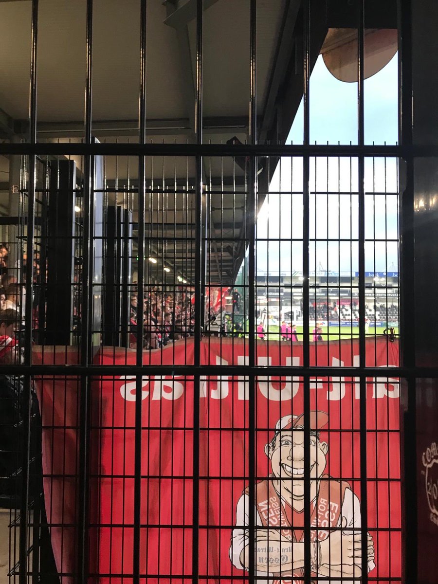 Thanks to ⁦@Tuwangste⁩ for sharing the view from part of the away end for yesterday’s RW Essen’s game at Verl😱