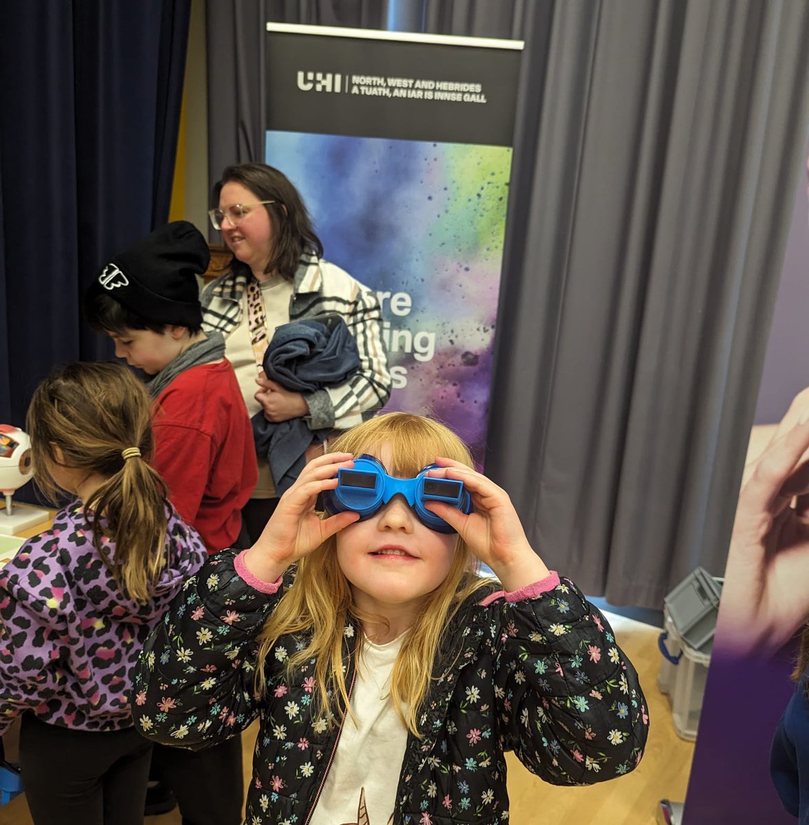 We were delighted to be part of the recent Science Fair in Stornoway created by our colleagues @cne_siar.

Our STEM officer and lecturers were excited to meet with local children to chat all things Science, Technology, Engineering & Maths! 

#Thinkuhi #UHINWH #UHISTEM #stem