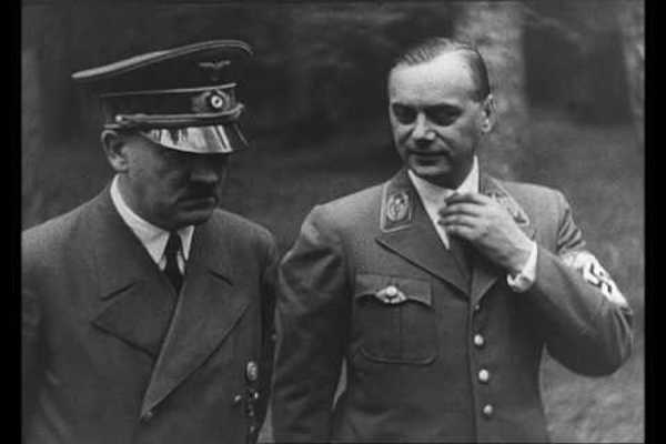 'The church father of national socialism' Alfred Rosenberg close confidant of Adolf Hitler, Alfred Rosenberg was one of the most influential members of the “Third Reich” and of the Nazi Party. 🧵>>