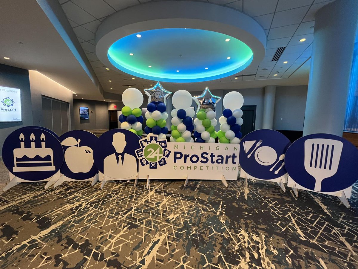muskegonctc's tweet image. Hospitality students are taking in demos, connecting with college reps, and networking with industry pros at the Michigan ProStart competition in Kalamazoo!  #MichiganProStart👩🏻‍🍳