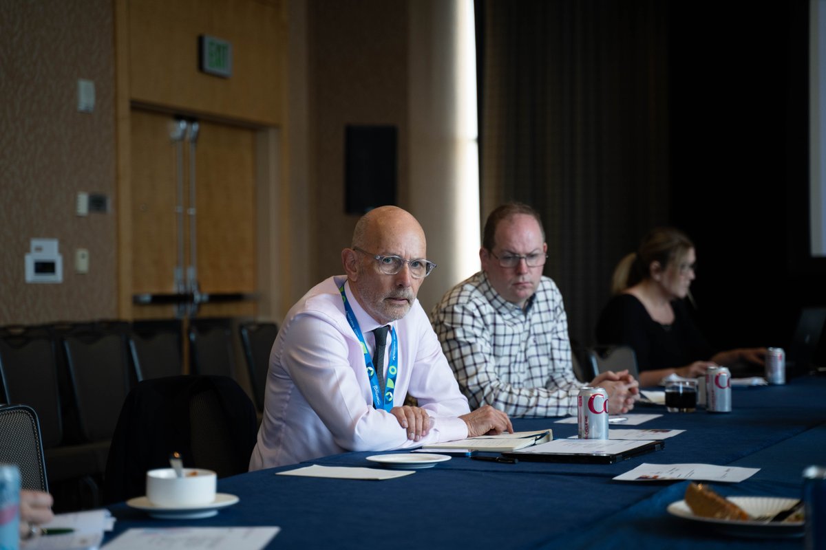 ILDSDerm's tweet image. Highlight of the #AAD2024, the meetings of the Global Psoriasis Atlas. Prof Henry Lim (ILDS President) joined the meeting with the representatives from @psoriasisatlas @psoriasisifpa @IpcPs