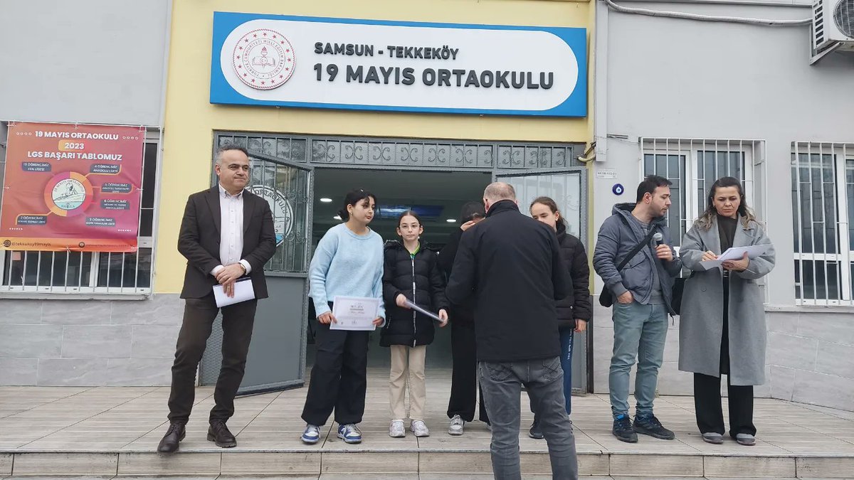 “Samsun Matematik Seferberliği” projesi kapsamında “Matematik Her Yerde “ etkinliğine çalışmalarıyla katılım sağlayan öğrencilerimize Katılım Belgelerini düzenlediğimiz törenle verdik.#eğitimdemerkezokul @tekkekoymem @MustafaUzunla13