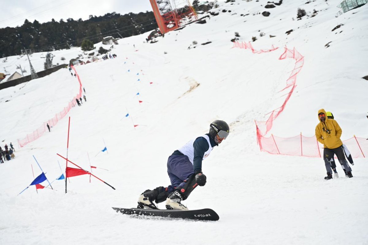 adgpi's tweet photo. #Proud

A team of #IndianArmy athletes participated in the National Championship for Winter Games held at #Auli, #Uttarakhand. The #IndianArmy team dominated the events and delivered a spectacular performance in all the six events. Out of total 18 medals possible, the #IndianArmy Team won 17 medals (six gold, five silver and six bronze). This performance of the team reinforces the high standards of #IndianArmy in the field of Winter Sports.

#IndianArmy
#WinterSports
#ArmySportsControlBoard