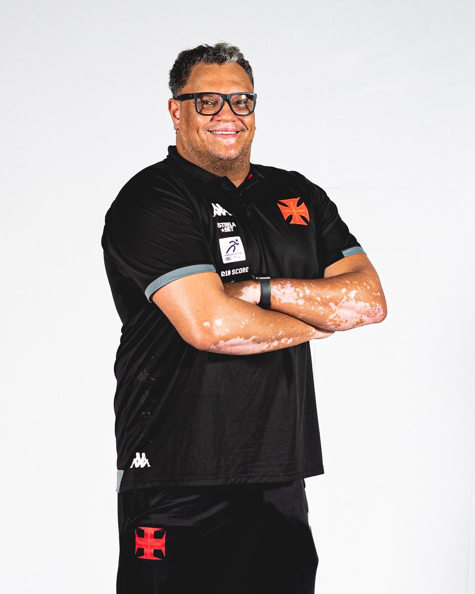 E o parabéns vai para o nosso técnico <a href="/Leofigueiro/">Léo Figueiró</a>!

Comandante do R10 Score Vasco da Gama na retomada do basquete cruzmaltino, Léo tem depositado toda energia e empenho para a evolução da equipe e o resultado não poderia ser diferente: 4º lugar absoluto no NBB Caixa!(+)