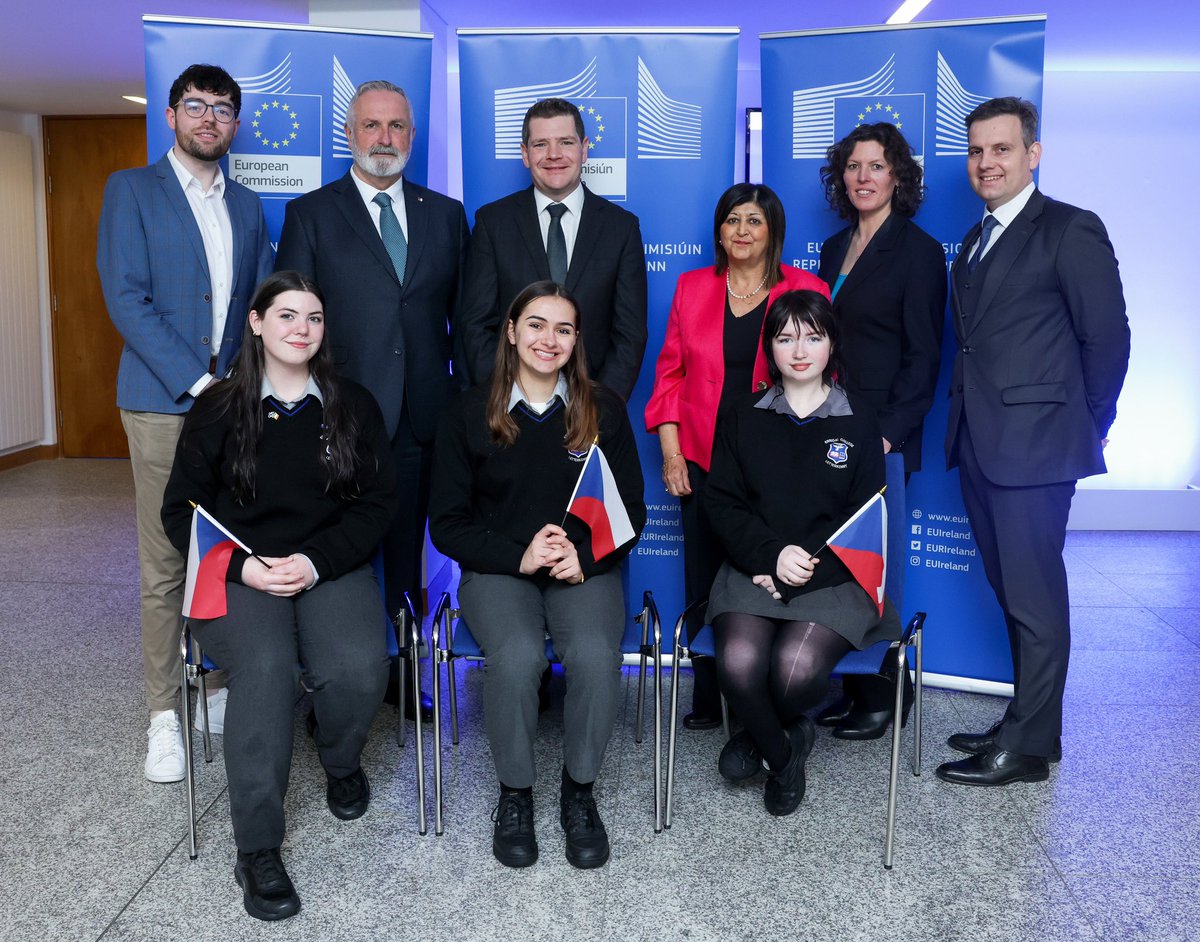 ErrigalCollege's tweet photo. Model Council EU 2024 🇪🇺

Congratulations to our three students, Chloe, Diane and Lily, and their teacher, Mr. Gorrell, who represented Czechia at the annual #ModelCouncilEU in Dublin City Hall last week 🇨🇿 🇪🇺 🇮🇪 

#ModelCouncilEU #WeAreDonegalETB 

(1/2) https://t.co/AYr1afD67l
