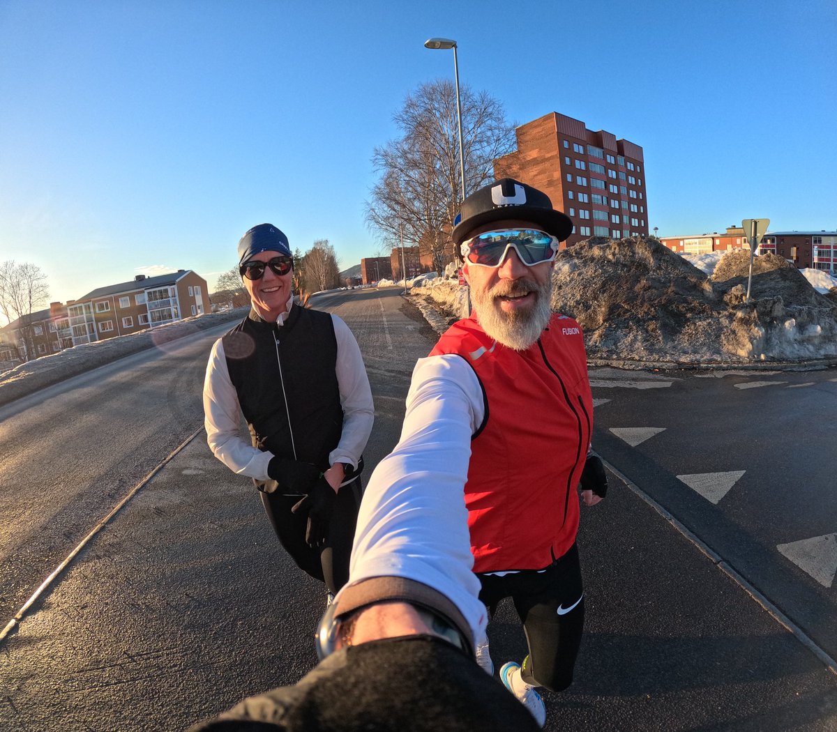 22h:s in my fast, still in recovery process. Legs feeling a bit better too, breaking fast 19.00 👌🏻
.
.
.
#RecoveryMonday #Fasting #SlowRun #ShortTimeFssting #Keto #HighCoastTriathlon 🇸🇪 #GoProHERO11 Black 📸 #AppleWatchUltra ⌚️