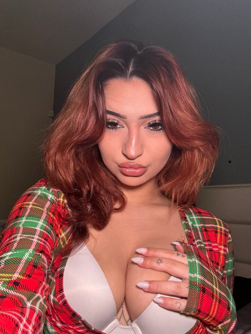 The horniness I been experiencing lately is violent, can u help? https://t.co/gz1dBqGkHi