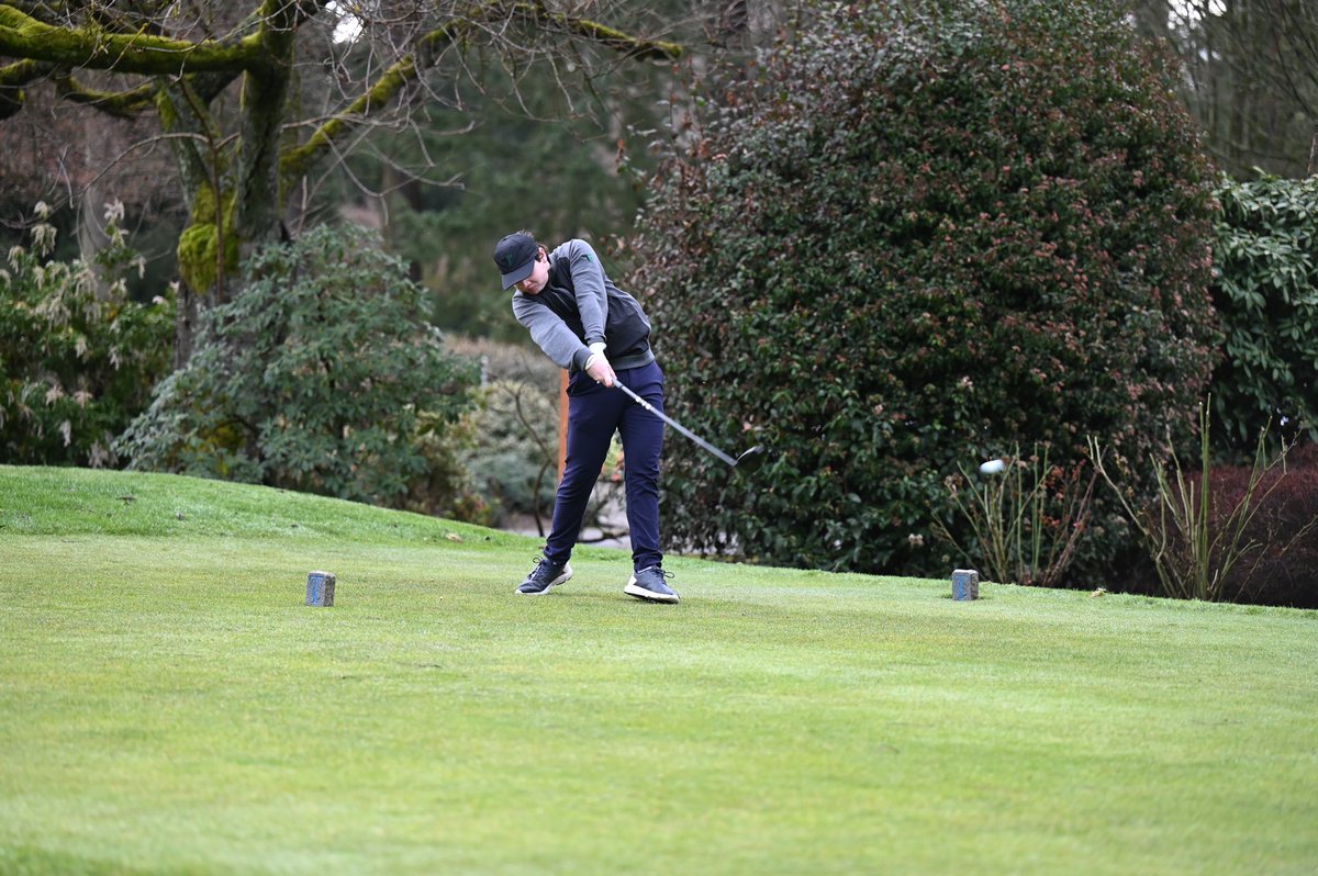 tigardgolf's tweet photo. Tigard-Tualatin Preseason Showcase hosted by Tualatin Country Club.
2024 season opener. Starting lineup:
1: Jennings Oelke
2: Parker Vandergriff
3: Quinton Bailey
4: Zach Erdmann
5: Luke Barney
#wereoff #gotigers #pnwgolf #THS #itsthefinishthatmatters https://t.co/4gxTMMbZPa