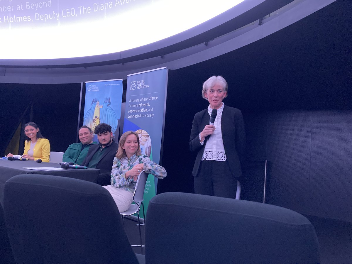 Enjoyed closing the panel discussion marking the launch of @ScienceWeekUK in the wonderful Peter Harrison Planetarium in @ROGAstronomers. This informative and inspiring event explored the role of science and society in addressing young people’s concerns about the future #BSW24