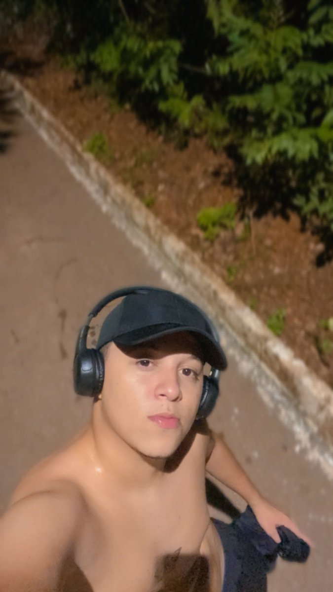 bbpmw23's tweet photo. 🥵 https://t.co/2ZYQd9TQfF