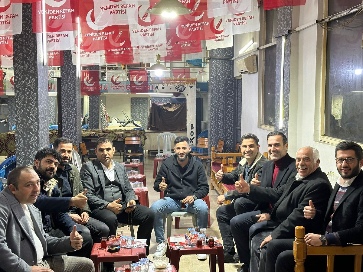 aslan_kirm24741's tweet photo. #Zafer #yakindir #SANLURFAMİZİN #REFAHA #KAVUSMASİNA #SAYİLİ #GUNLER #KALDİ bir oy @mkasimgulpinar_ bir oy @MehmetEkinci63 @hsnkaratas1907 @sahin_demirel63 @ahmetyetimoglu_ @Vedatdogar63 @nihatcftc https://t.co/rpb4u0UGQp