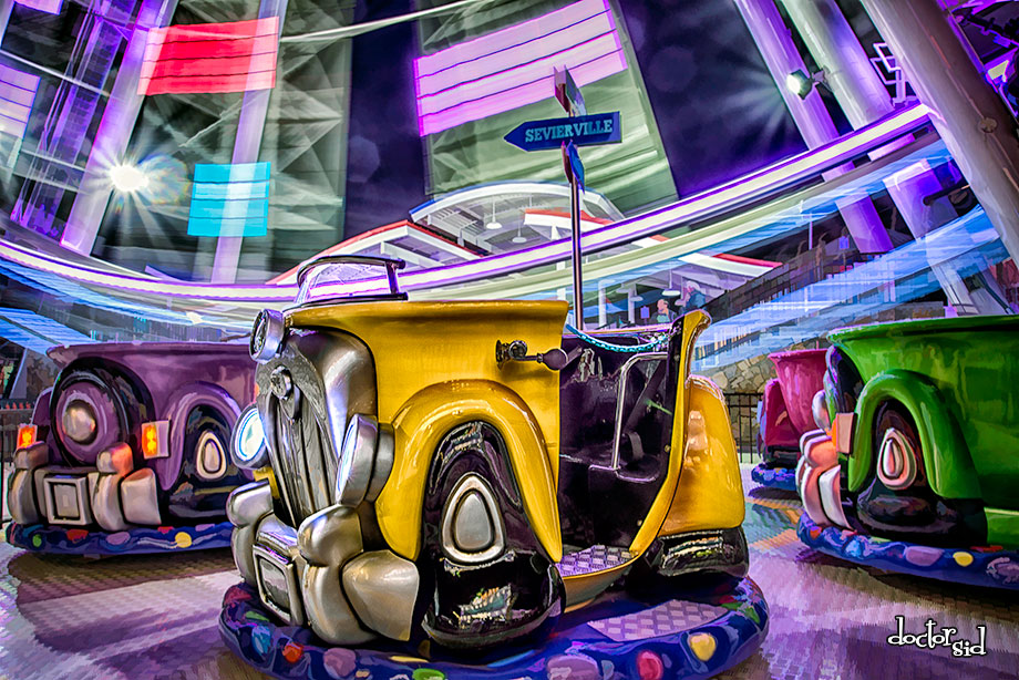 Heavy Traffic - DoctorSid #Gallery5 #theisland #pigeonforge #amusementrides #thewheel doctorsid.com/assorted_treas… via @_doctorsid