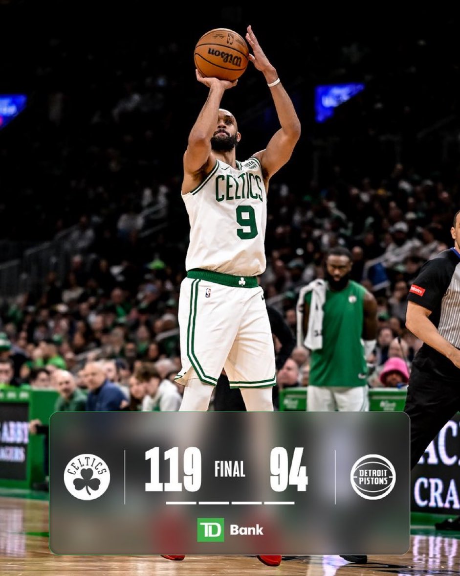 CelticsNationIt's tweet photo. #CelticsTalk #RS #GAME68
#CELTICS vs #PISTONS 119-94
✅ Sesta vittoria consecutiva per i Celtics pur privi di Tatum, Horford, Holiday e Hauser tenuti a riposo in questo back to back che ha aperto una serie di 5 partite in 7 giorni.
✅Brown 31 punti ha preso per mano la squadra e ucciso la partita con il break decisivo a fine 3/4 quando da +11 (73-62) si è passati a +26 (92-66) che ha permesso un quarto finale di puro garbage time.
✅Pritchard 23 punti chiamato come titolare risponde presente, Porzingis con 20 punti passeggiando per lungi tratti e White con la prima triple double di carriera 20/10/10 completano la festa
✅Tanti minuti interessanti per le terze linee Tillman (2pts), Brissett (3pts), Spinger (6pts) e Mykhailiuk (6pts)che in 20 minuti a testa tolgono un po’ la ruggine dalle giunture…