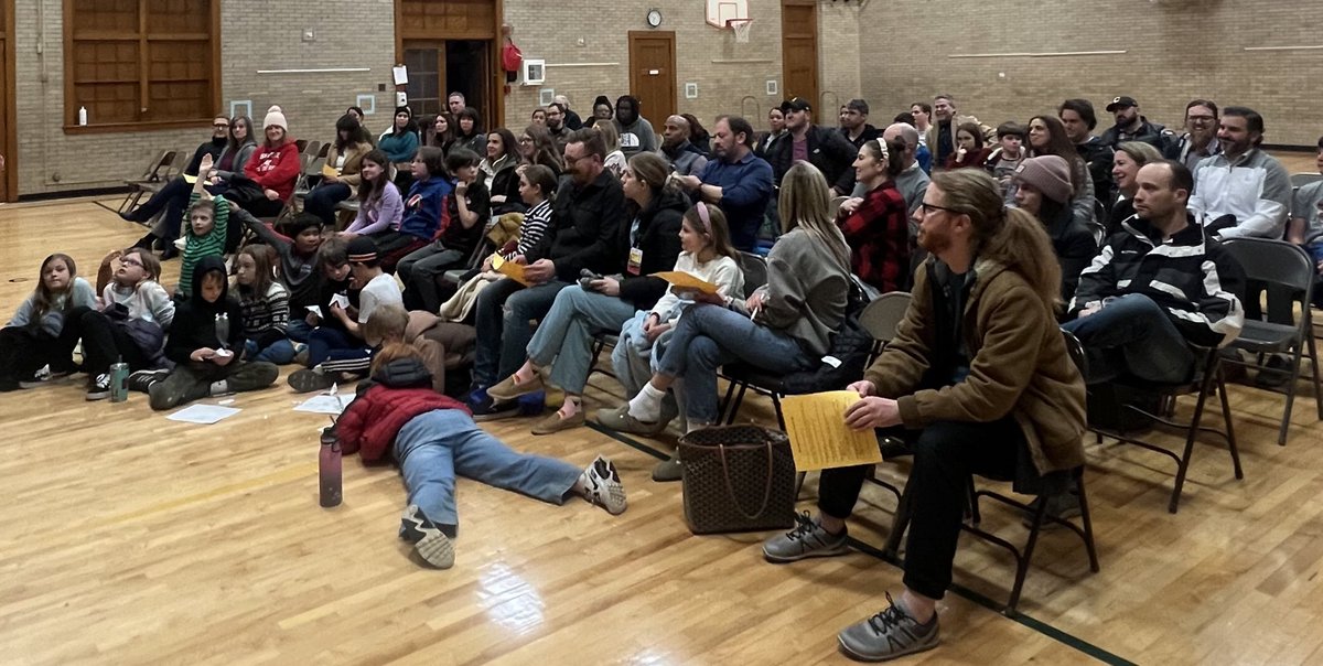 DoraBechtel1's tweet image. Thank you to our 4th grade families + students who came out for the Rising 5th Grade Night. We had lots of wonderful questions.  I’m officially, “In my 5th Grade Era.” #IBPYP #PrincipalLife