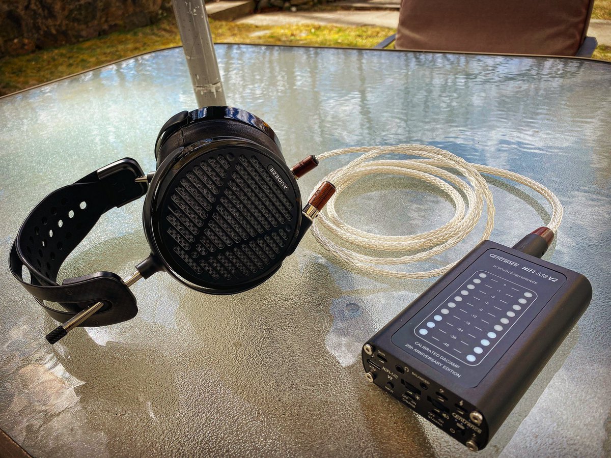 MikeMercer's tweet image. Portable audio BLISS!! @Audeze’s flagship #LCD5 open-back planar cans via my trusty @CEntrance #HiFiM8vII headphone amp/DAC = serious portable fidelity!!