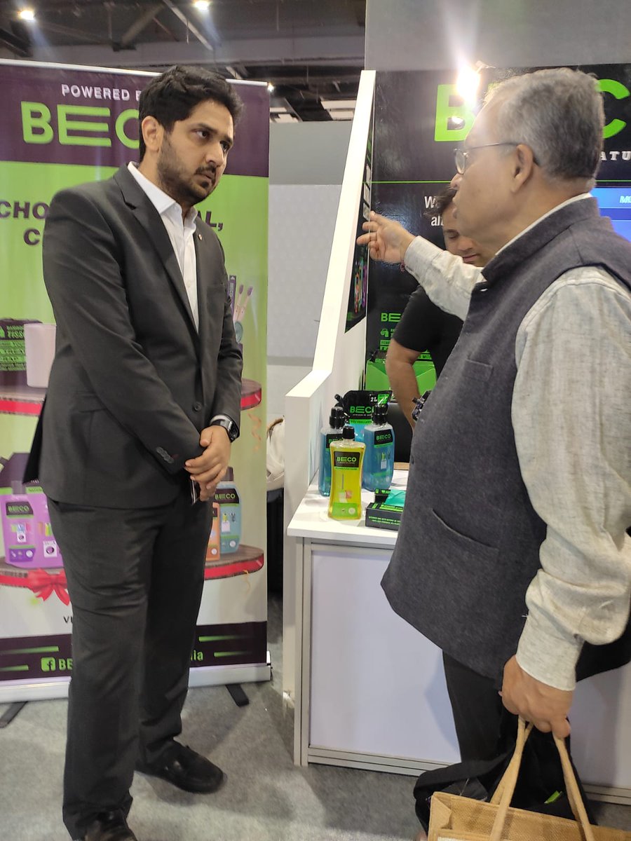 SportifyG's tweet photo. It was a great day-1 for both of our Directors at the #StartupMahakumbh event, Delhi.  Their cumulative age is just 136 years. They imbibe good vibes &amp; energy from fellow entrepreneurs.  
#ViksitBharat #nutritious #glutenfree #lifestyle #GFCFSF #Startup #EmergingStartups #IIPL https://t.co/vemCqs9B6D