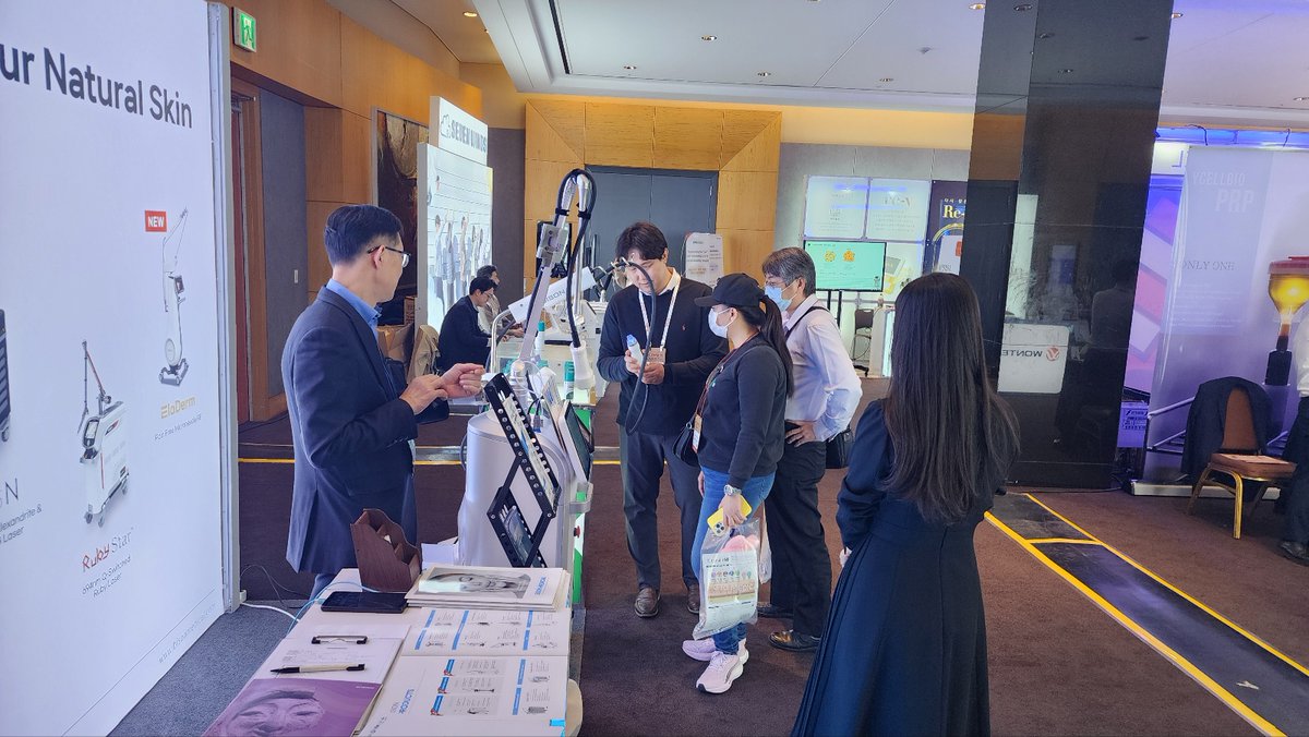 bisonmedical's tweet photo. The 45th KSKCS & KCCS International Conference
대한미용의학회 제45차 국제춘계학술대회
We have successfully completed participation in the conference. 🥰
Thansk for visiting! :)
#KIMES #KIMES2024 #InternationalConference #dualaccento #Firexel #eladerm #accento #KSKCS #KCCS https://t.co/Th30qXE2M4