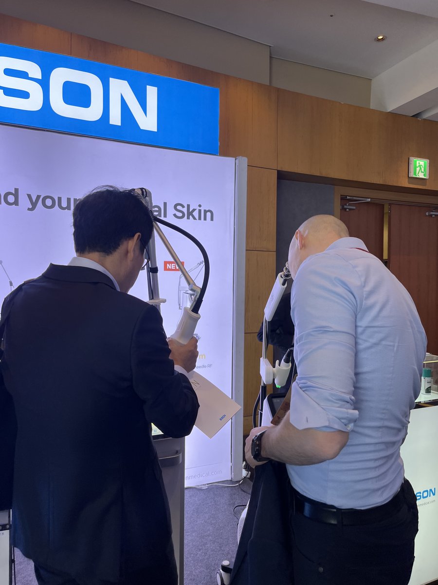 bisonmedical's tweet photo. The 45th KSKCS & KCCS International Conference
대한미용의학회 제45차 국제춘계학술대회
We have successfully completed participation in the conference. 🥰
Thansk for visiting! :)
#KIMES #KIMES2024 #InternationalConference #dualaccento #Firexel #eladerm #accento #KSKCS #KCCS https://t.co/Th30qXE2M4